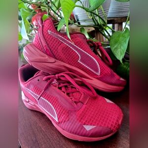 Puma Women's Bold Red Athletic Shoes